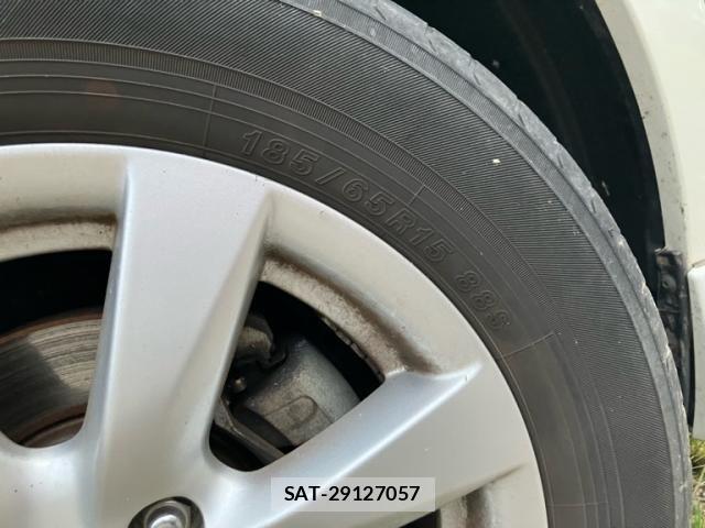 Nissan NOTE 2012-11 8850233-22