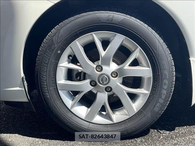 Nissan NOTE 2017-02 8850213-15