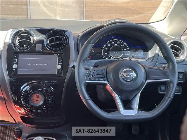 Nissan NOTE 2017-02 8850213-18