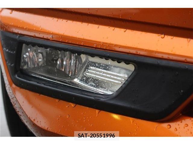 Nissan NOTE 2018-07 8850215-17