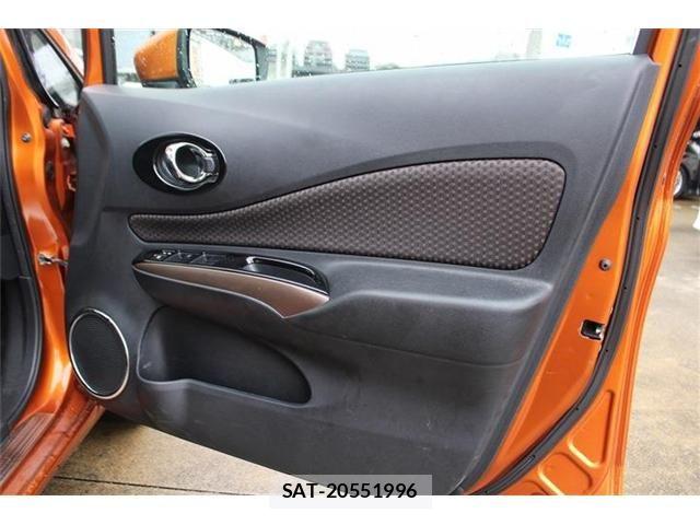 Nissan NOTE 2018-07 8850215-26