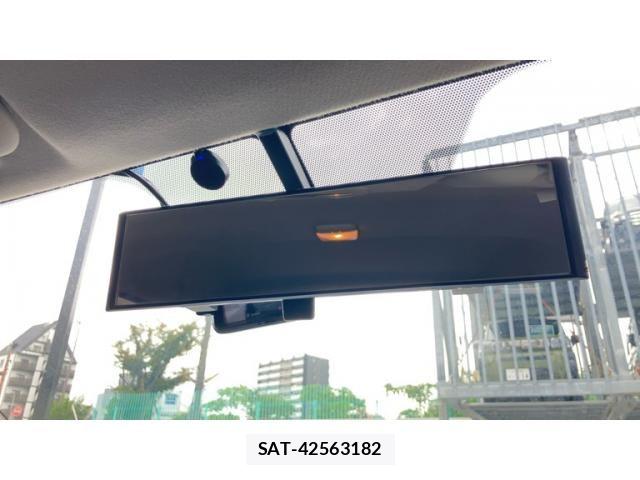 Nissan NOTE 2012-02 8850239-9