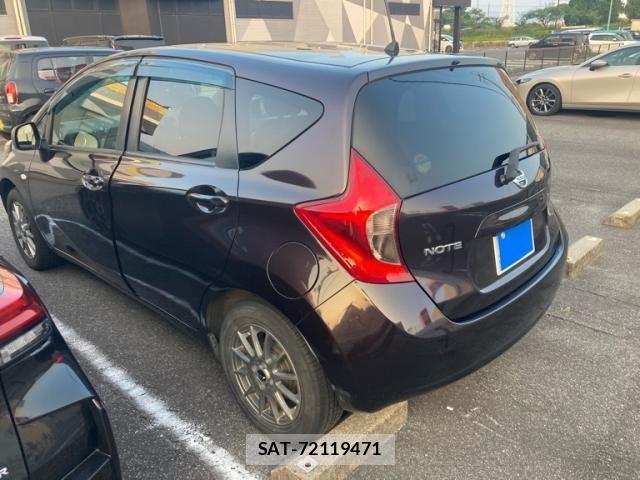 Nissan NOTE 2014-02 8850232-3