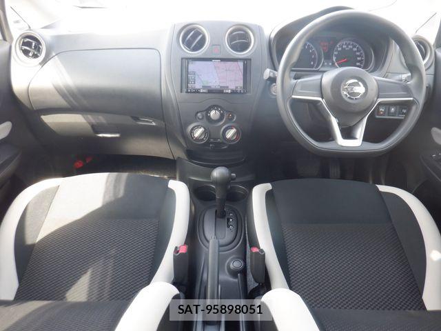 Nissan NOTE 2019-04 8850217-1