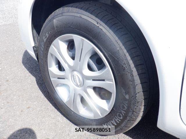 Nissan NOTE 2019-04 8850217-24