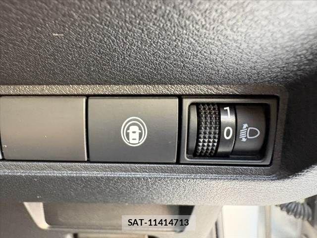 Nissan NOTE 2021-07 8850206-3