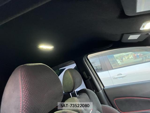Nissan NOTE 2017-04 8850219-12