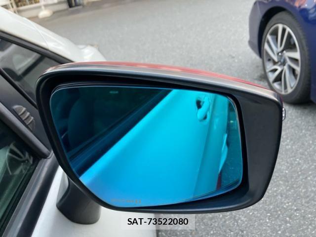 Nissan NOTE 2017-04 8850219-7