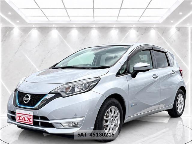 Nissan NOTE 2018-02 8871710-0