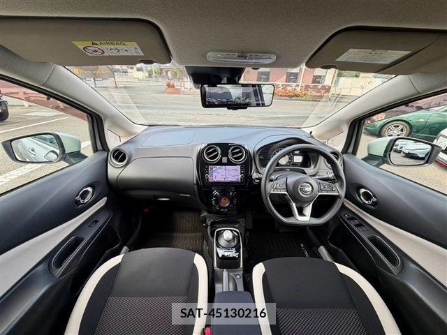 Nissan NOTE 2018-02 8871710-1