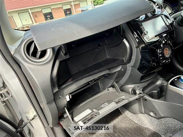 Nissan NOTE 2018-02 8871710-29