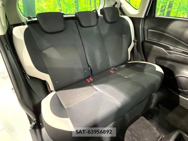 Nissan NOTE 2018-07 8871715-8