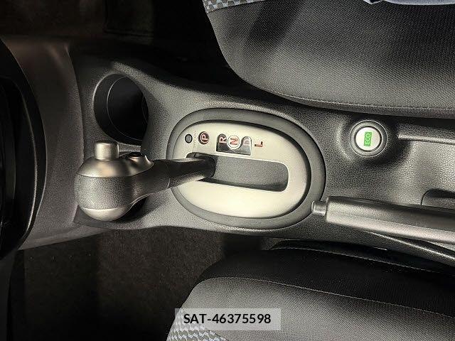 Nissan NOTE 2015-08 8871731-15