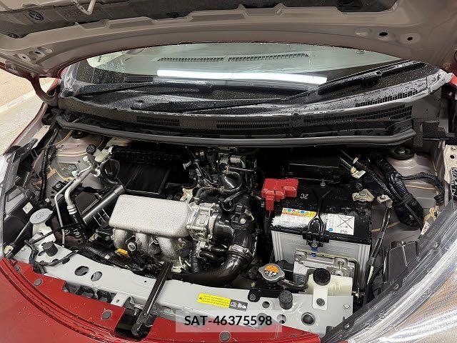 Nissan NOTE 2015-08 8871731-20