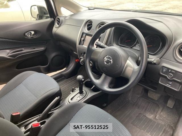 Nissan NOTE 2014-01 8871742-9