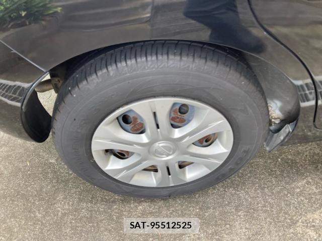 Nissan NOTE 2014-01 8871742-4