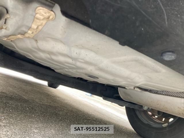Nissan NOTE 2014-01 8871742-8