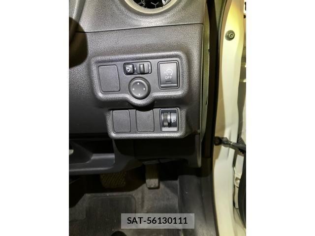 Nissan NOTE 2013-03 8871743-14