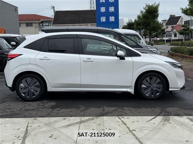 Nissan NOTE 2023-02 8871703-6
