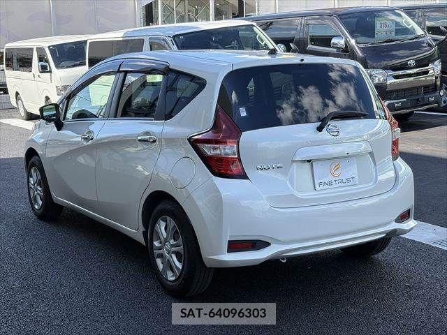 Nissan NOTE 2017-04 8871728-18