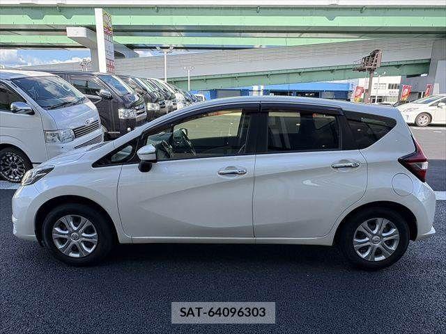 Nissan NOTE 2017-04 8871728-19