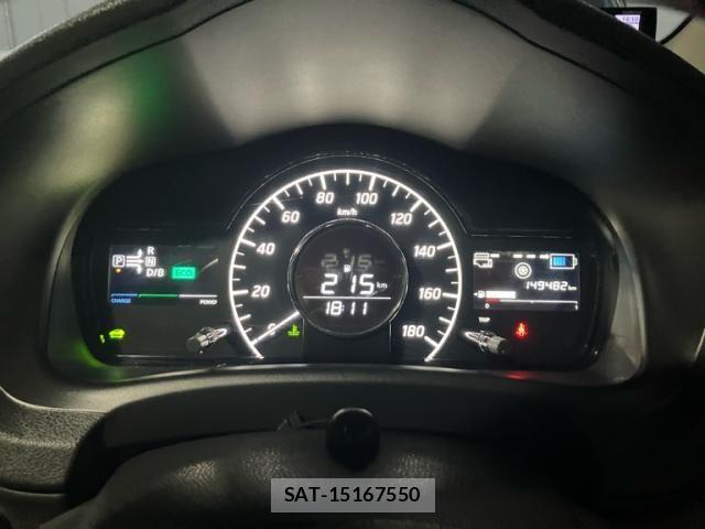 Nissan NOTE 2017-11 8871733-11
