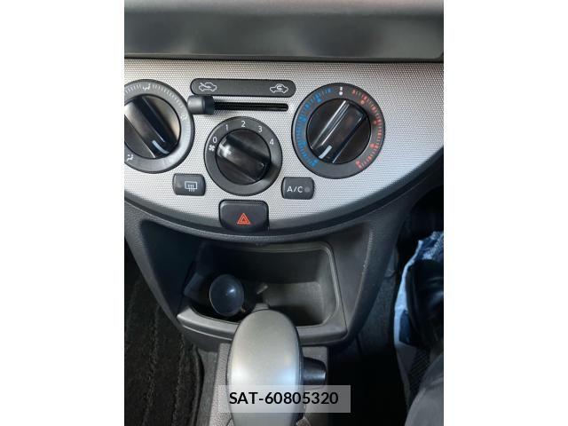 Nissan NOTE 2009-12 8871736-12