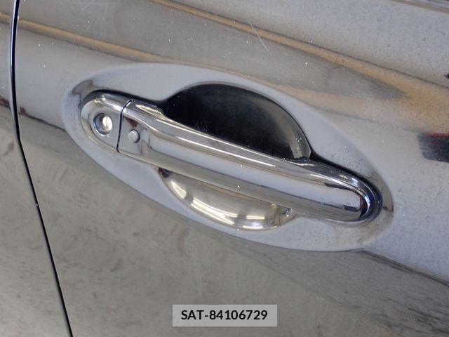 Nissan NOTE 2019-01 8871704-10