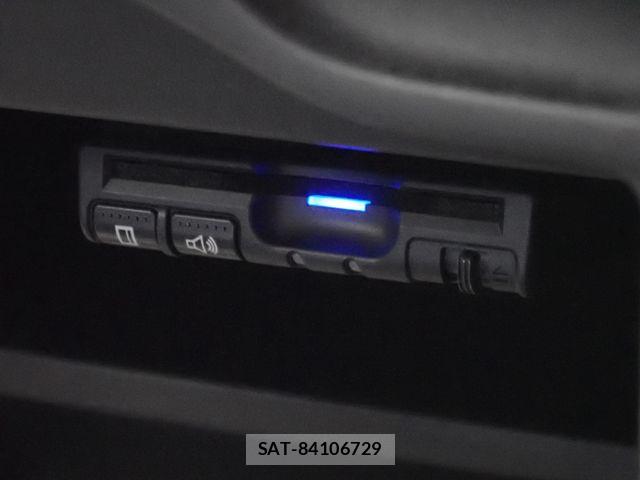 Nissan NOTE 2019-01 8871704-18