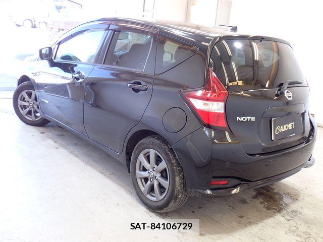 Nissan NOTE 2019-01 8871704-2
