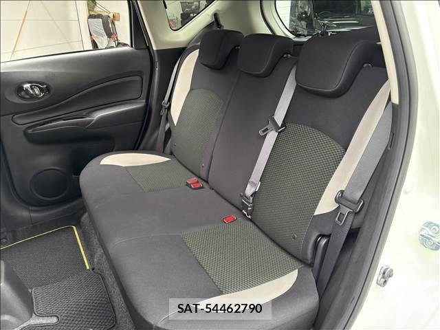 Nissan NOTE 2018-01 8871713-16