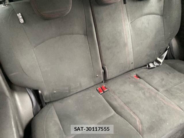 Nissan NOTE 2017-04 8871725-11