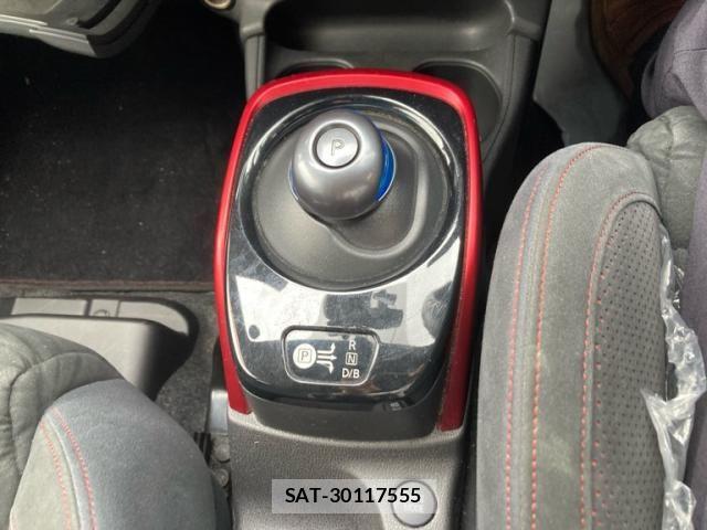 Nissan NOTE 2017-04 8871725-19