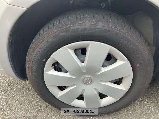 Nissan NOTE 2009-08 8871735-9
