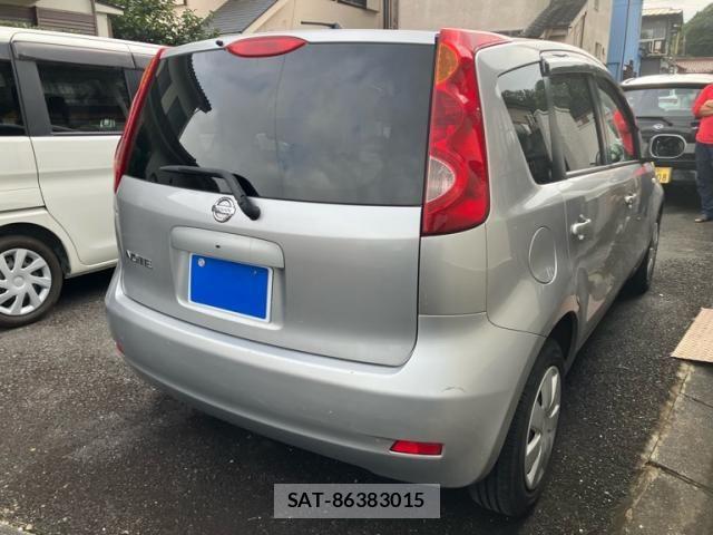 Nissan NOTE 2009-08 8871735-6