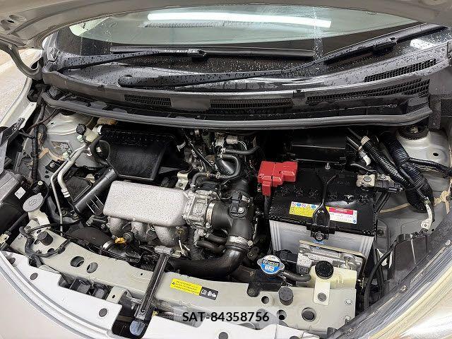 Nissan NOTE 2014-10 8871732-20