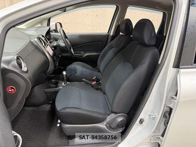 Nissan NOTE 2014-10 8871732-8