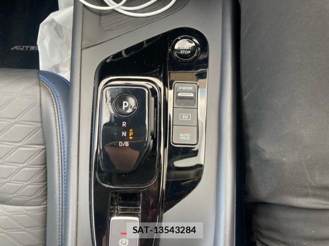 Nissan NOTE 2023-08 8871707-19