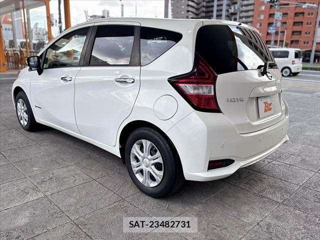 Nissan NOTE 2019-04 8871723-12