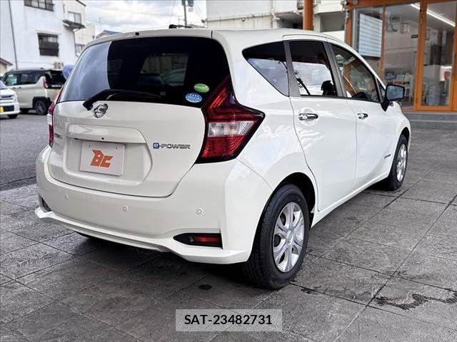 Nissan NOTE 2019-04 8871723-14