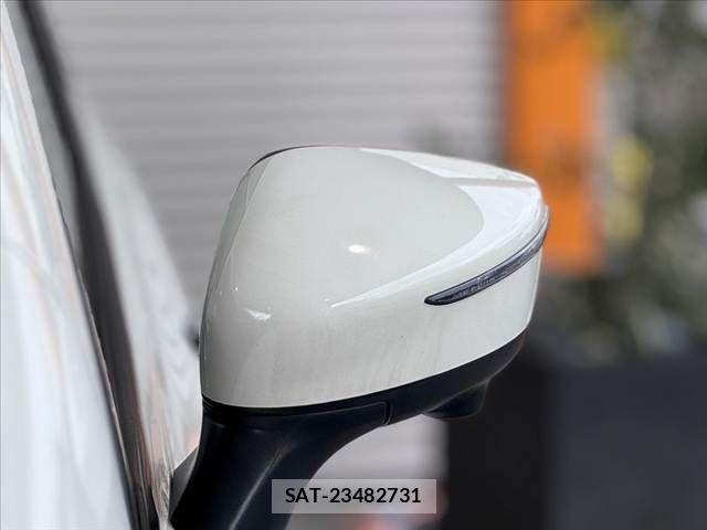 Nissan NOTE 2019-04 8871723-29
