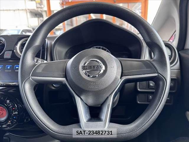 Nissan NOTE 2019-04 8871723-6