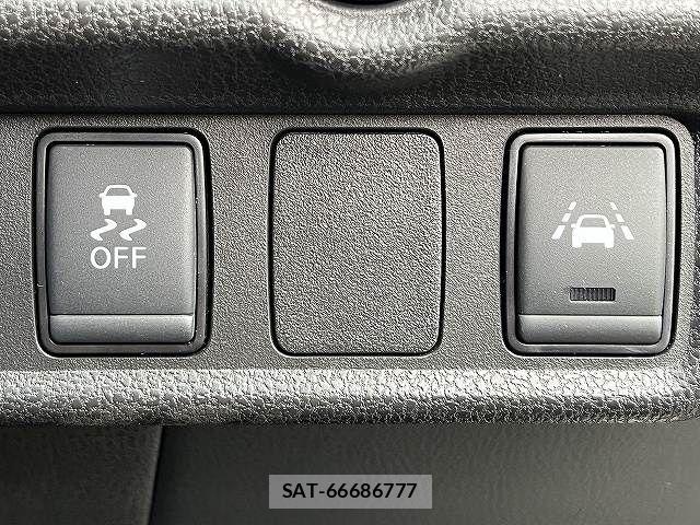 Nissan NOTE 2019-01 8871711-25