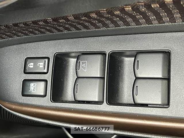 Nissan NOTE 2019-01 8871711-26