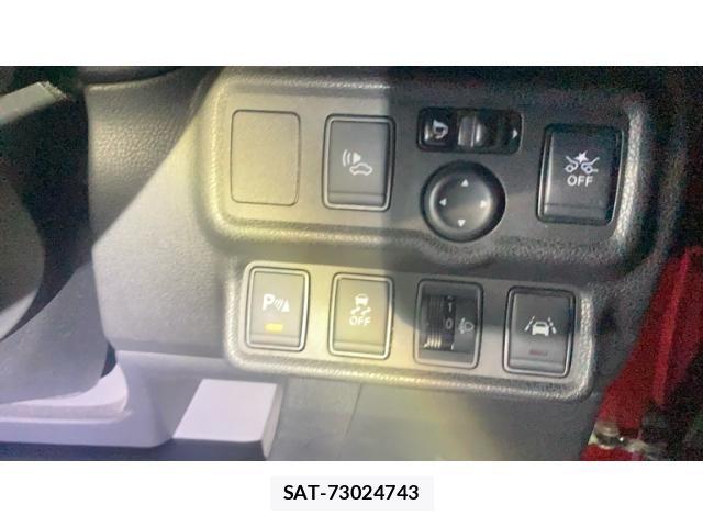 Nissan NOTE 2018-08 8871727-15
