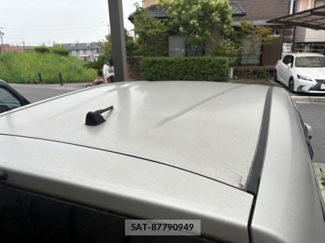 Nissan NOTE 2013-03 8871734-9