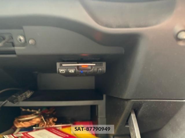 Nissan NOTE 2013-03 8871734-24