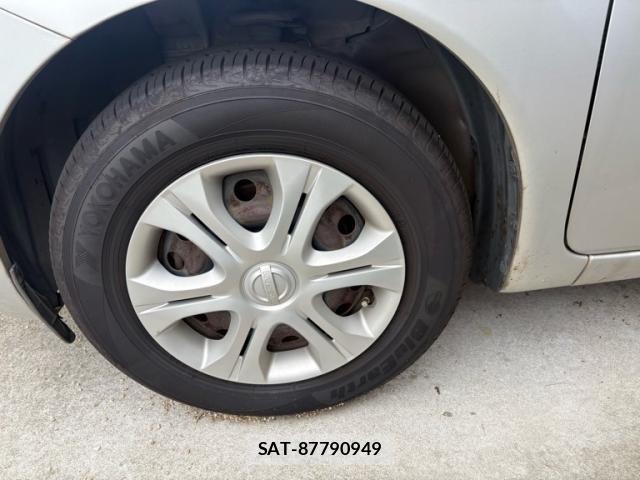 Nissan NOTE 2013-03 8871734-6