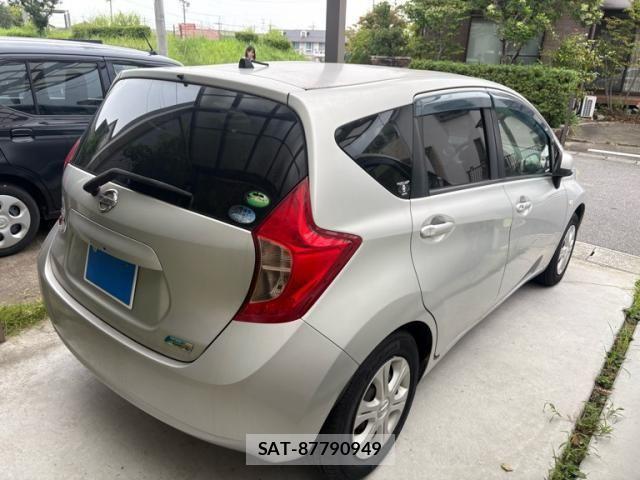 Nissan NOTE 2013-03 8871734-8