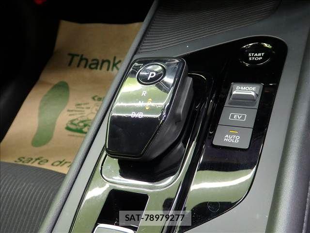 Nissan NOTE 2023-12 8881281-15
